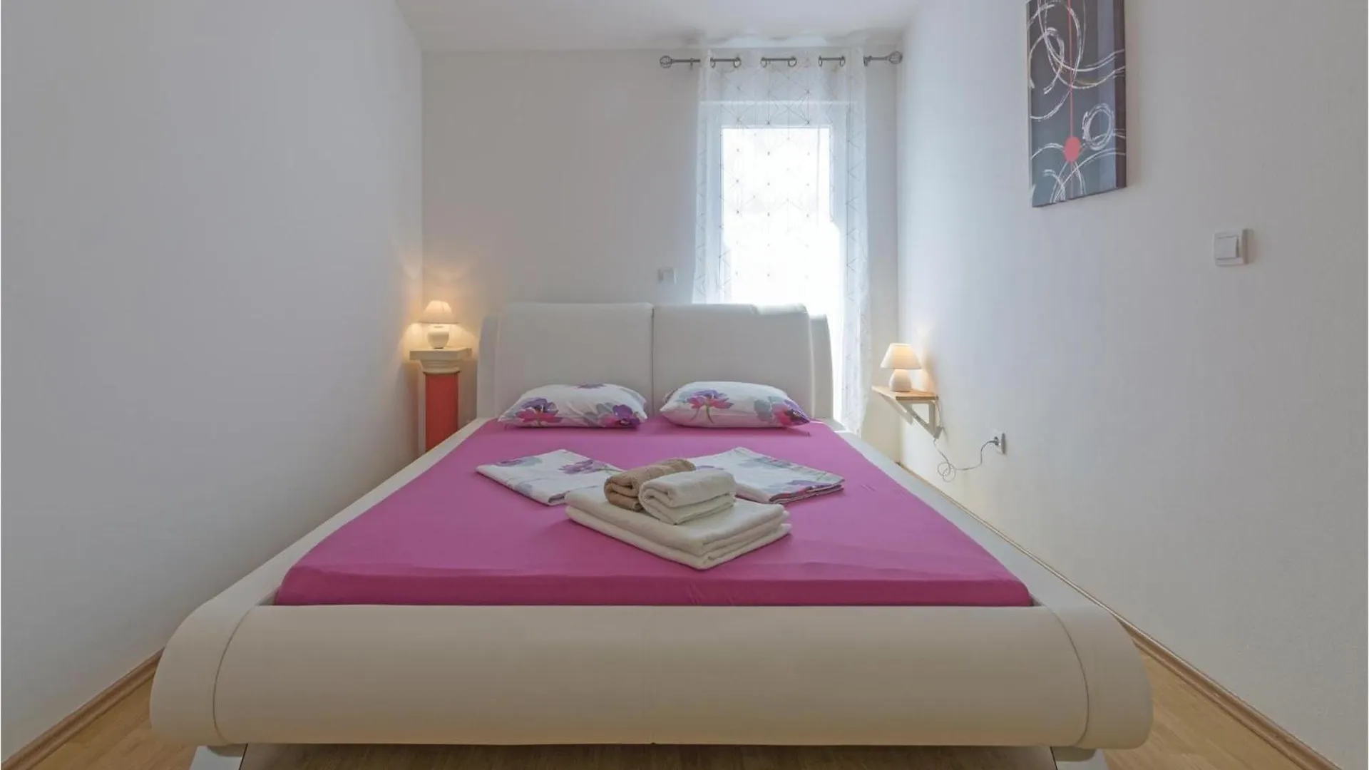 Awesome Apartment In Galizana With Kitchen
