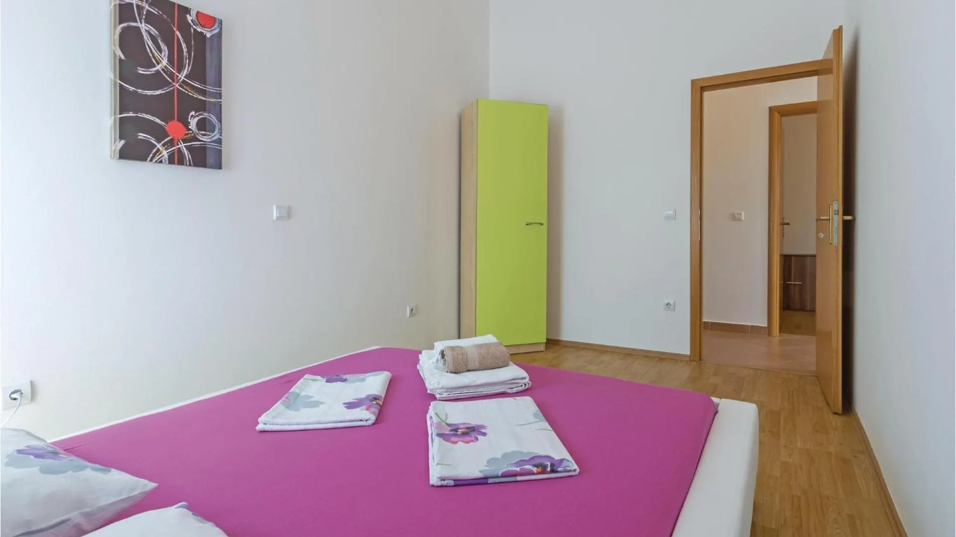 Awesome Apartment In Galizana With Kitchen